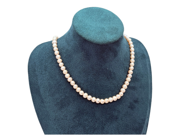 Vintage | Elegante Gekweekte Parelketting met Etui – kavel bij XL Auctions