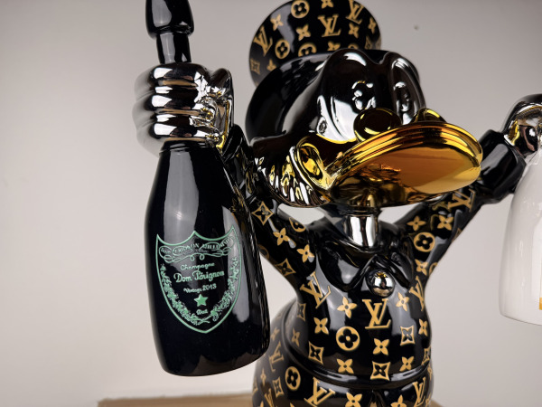 Lior24 Dagobert Duck Louis Vuitton | Limited Edition beeld – foto 11 – kavel bij XL Auctions