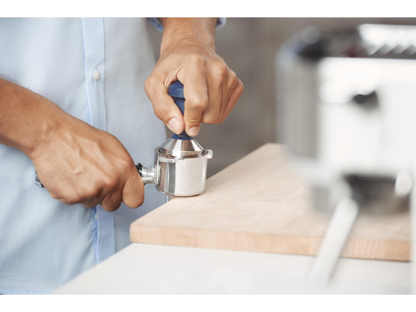 De'Longhi Dedica Style EC685.M - Pistonmachine - Metal – foto 5 – kavel bij XL Auctions