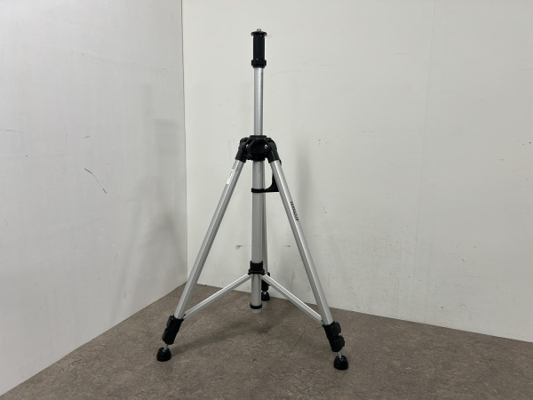 LevelFix opdraaibaar aluminium statief 2m P200IM – foto 2 – kavel bij XL Auctions