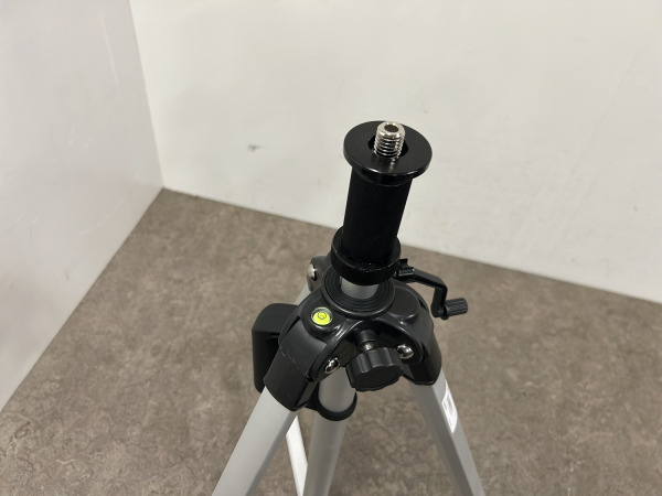 LevelFix opdraaibaar aluminium statief 2m P200IM – foto 6 – kavel bij XL Auctions