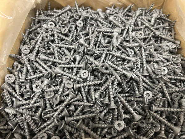 Doos Dynaplus spaanplaatschroeven ø6x40mm Torx – foto 2 – kavel bij XL Auctions
