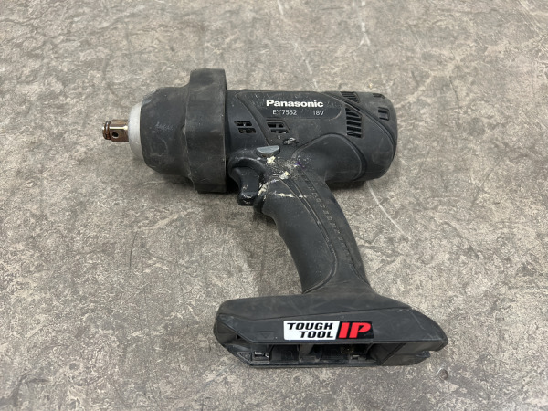 Panasonic 18V accu-slagmoersleutel set EY7552 – foto 6 – kavel bij XL Auctions