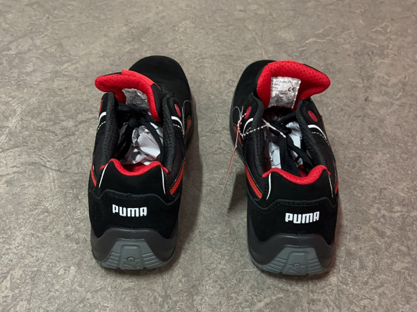 Puma veiligheidsschoen maat 44 S3 Touring zwart/rood – foto 5 – kavel bij XL Auctions