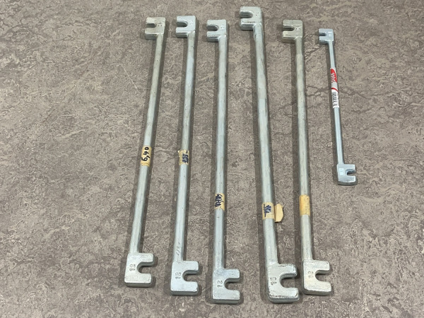 Solid Mondelin tegelzettersgereedschap set 30-delig – foto 6 – kavel bij XL Auctions