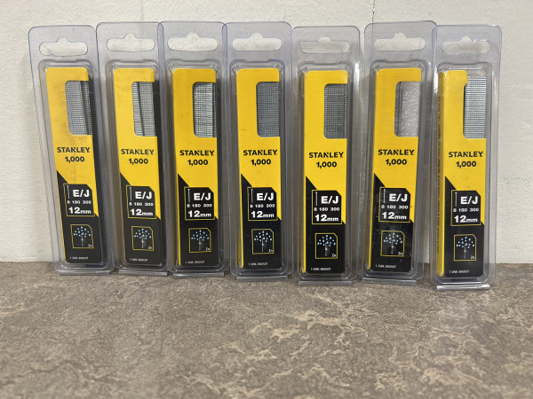 Stanley brads 18GA diverse lengtes set 17-delig – foto 6 – kavel bij XL Auctions