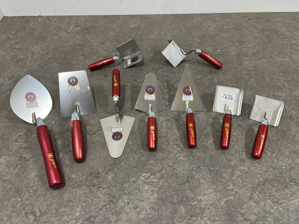 Het Melkmeisje stukadoorsgereedschap set 9-delig – kavel bij XL Auctions