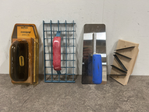 Stukadoors gereedschap set 15-delig – foto 7 – kavel bij XL Auctions