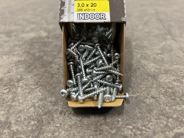 10x Dynaplus unischroef ø3x20mm 200-pack – foto 2 – kavel bij XL Auctions
