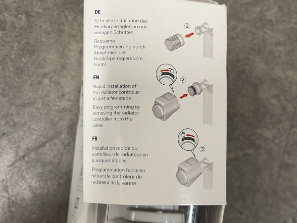2x Honeywell progameerbare radiatorthermostaat HR-30 – foto 2 – kavel bij XL Auctions