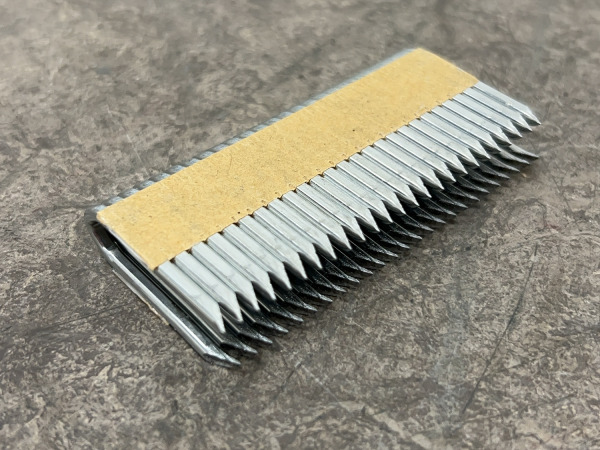 Kitpro krammen 40mm voor weide afsluiting 2100-pack – foto 3 – kavel bij XL Auctions