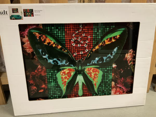 Glasschilderij Gucci vlinder en slang 60x80cm