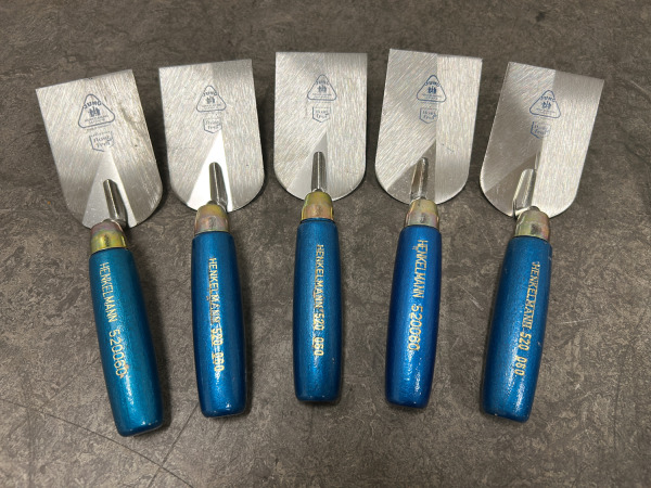 Jung Henkelman stukadoorsschoppen rvs set 11-delig – foto 2 – kavel bij XL Auctions