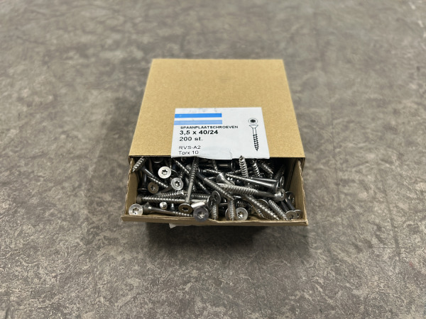 8x Hoenderdaal spaanplaatschroef ø3,5x40mm RVS-A2 TX15 200-pack – kavel bij XL Auctions