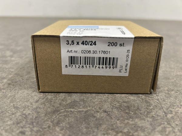 8x Hoenderdaal spaanplaatschroef ø3,5x40mm RVS-A2 TX15 200-pack – foto 5 – kavel bij XL Auctions