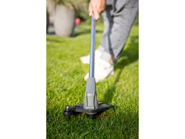 QLT grastrimmer – foto 5 – kavel bij XL Auctions