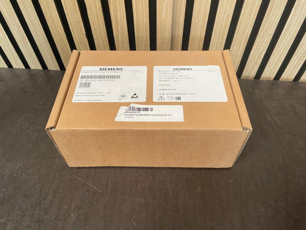 Siemens SINAMICS Screening Kit 6SL3262-1AC00-0DA0 – foto 2 – kavel bij XL Auctions