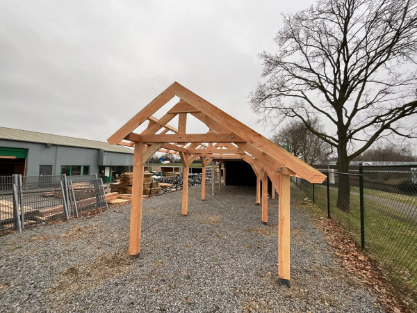 Traditionele Douglas kapschuur 550x360x325 cm – foto 5 – kavel bij XL Auctions