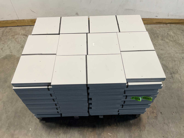 1008x Cedral leisteen 3G - betongrijs - 60x32cm – foto 9 – kavel bij XL Auctions