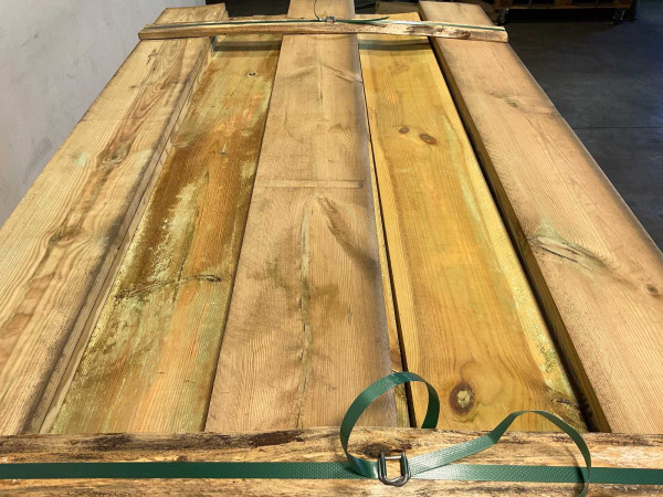 140x Grenen plank geschaafd 180x20x2cm – foto 5 – kavel bij XL Auctions