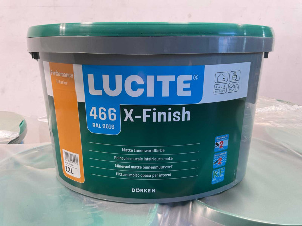 24x Matte muur-en plafondverf - 12 liter - wit RAL 9016 – kavel bij XL Auctions