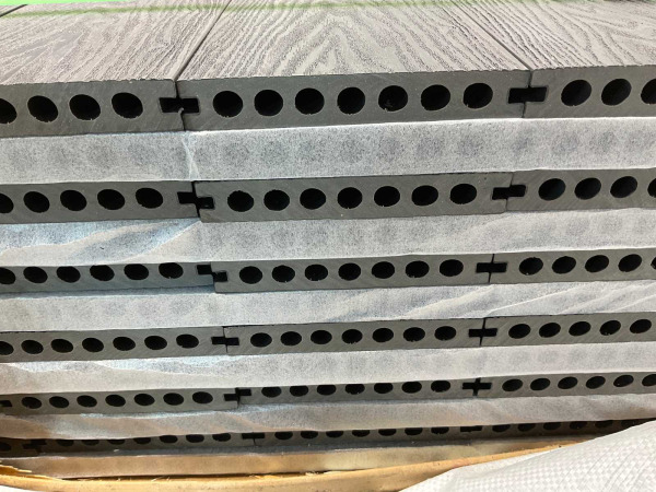 15x Composiet plank 2,3x14,5x420cm zwart – foto 2 – kavel bij XL Auctions