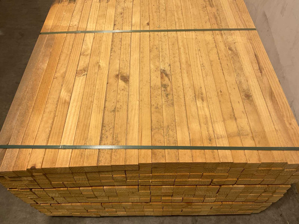 100x Grenen balk geschaafd 360x4,5x4,5cm – foto 4 – kavel bij XL Auctions