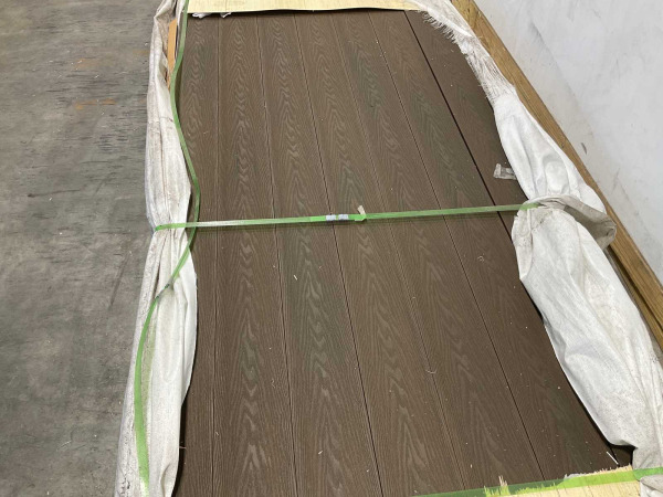 15x Composiet plank 2,3x14,5x420cm bruin – foto 5 – kavel bij XL Auctions
