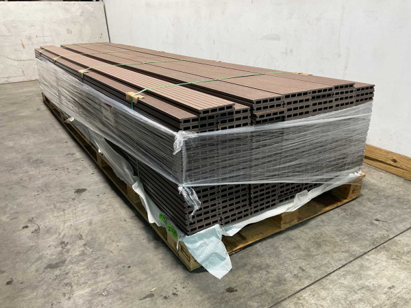 13x Bamdura composiet vlonderplank Walnoot 360x14,6x2,5cm – foto 4 – kavel bij XL Auctions