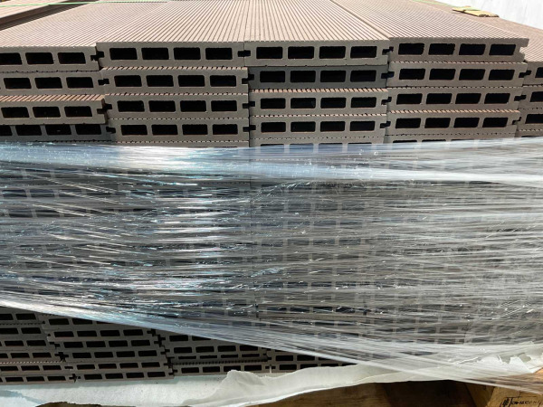 13x Bamdura composiet vlonderplank Walnoot 360x14,6x2,5cm – foto 5 – kavel bij XL Auctions