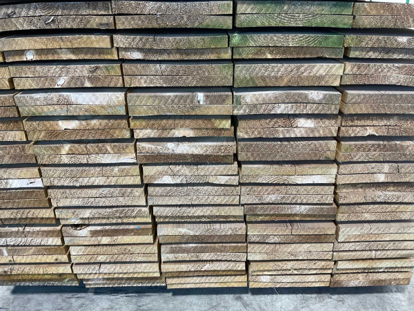 100x Grenen plank geschaafd 180x20x2cm – foto 3 – kavel bij XL Auctions
