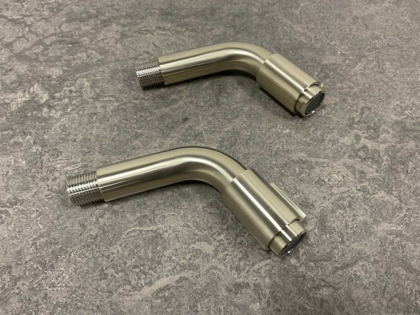 2x Alterna tapkraan wand 11cm Piccolo geborsteld – foto 6 – kavel bij XL Auctions