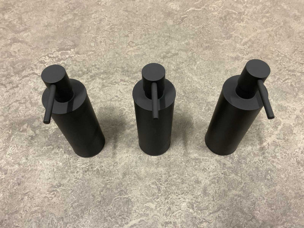 3x Novio zeepdispenser staand 150ml Umea mat zwart – foto 2 – kavel bij XL Auctions