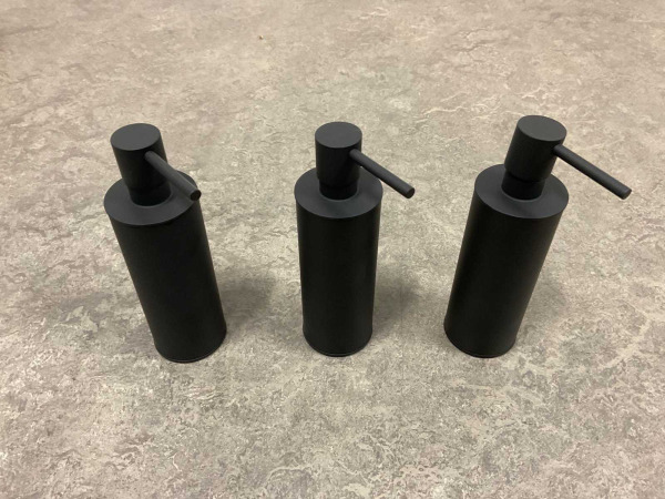 3x Novio zeepdispenser staand 150ml Umea mat zwart – foto 6 – kavel bij XL Auctions