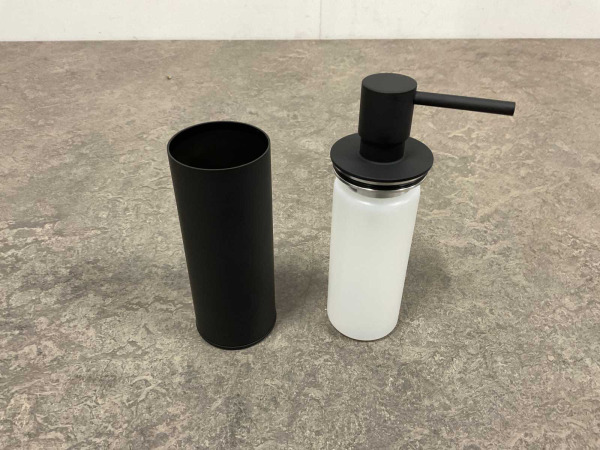 3x Novio zeepdispenser staand 150ml Umea mat zwart – foto 4 – kavel bij XL Auctions