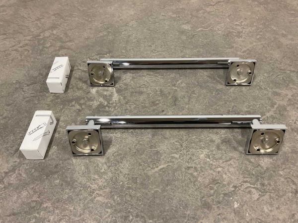 2x Beaux badgreep 360mm Torcy chroom – foto 3 – kavel bij XL Auctions
