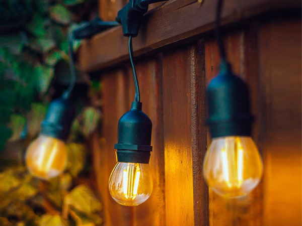 4x 10 meter E27 Waterdicht Prikkabel koppelbaar – foto 7 – kavel bij XL Auctions