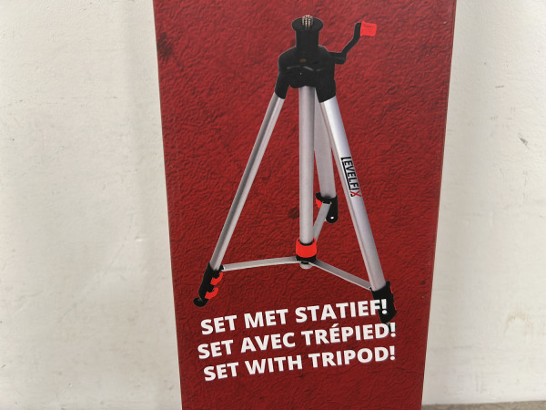 Levelfix kruislijnlaser groen set met statief CL120G – foto 2 – kavel bij XL Auctions