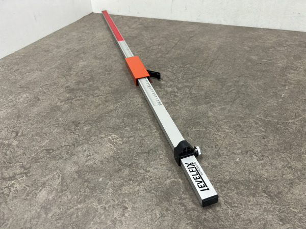 LevelFix aluminium lasermeetbaak 2,4m LB240 – foto 4 – kavel bij XL Auctions