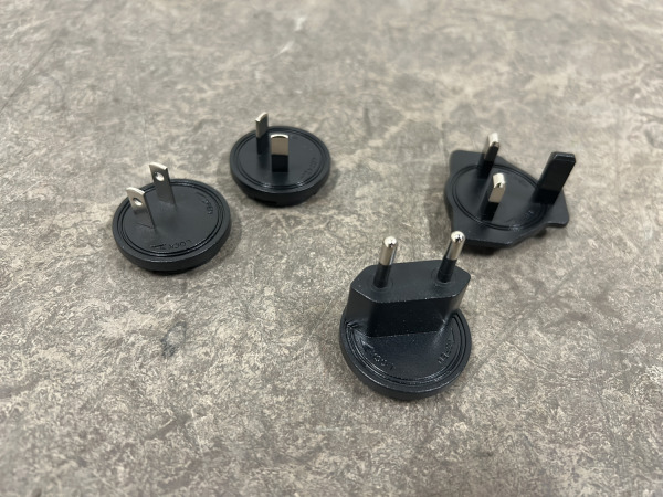 LevelFix oplader USB-C met stekkeradapters CH200 – foto 4 – kavel bij XL Auctions