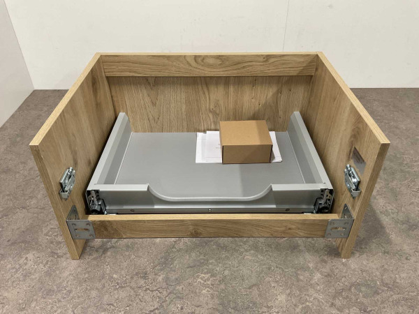 Vtwonen wastafelonderkast 60x30cm Cube eiken – foto 5 – kavel bij XL Auctions