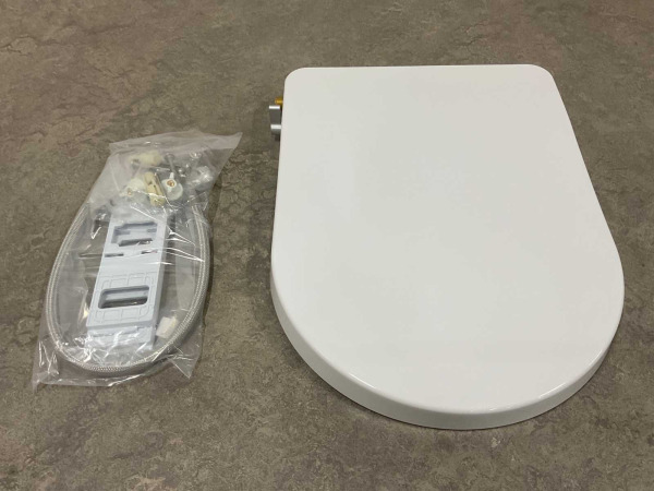Royal Plaza closetzitting met onderdouche Vicia wit – foto 8 – kavel bij XL Auctions