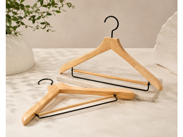 21x Luxe Houten Kledinghangers – foto 2 – kavel bij XL Auctions