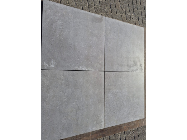 28,8 m2 Keramische Tegel Light Grey 80x80x4 Cm – foto 3 – kavel bij XL Auctions