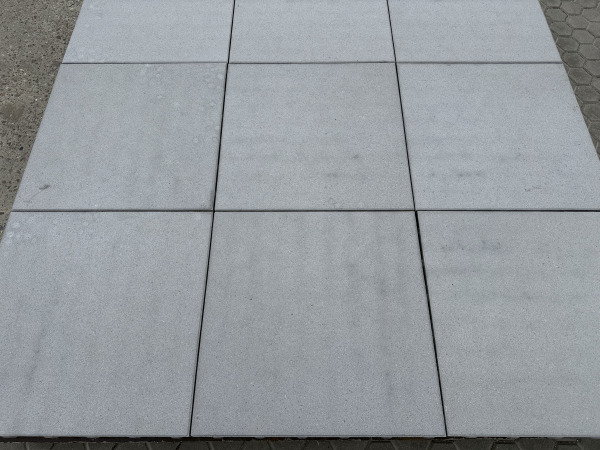 30,24 M2 Betontegel Light Grey 60x60x4 Cm – foto 4 – kavel bij XL Auctions