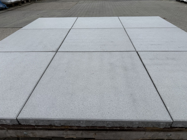 30,24 M2 Betontegel Light Grey 60x60x4 Cm – foto 5 – kavel bij XL Auctions