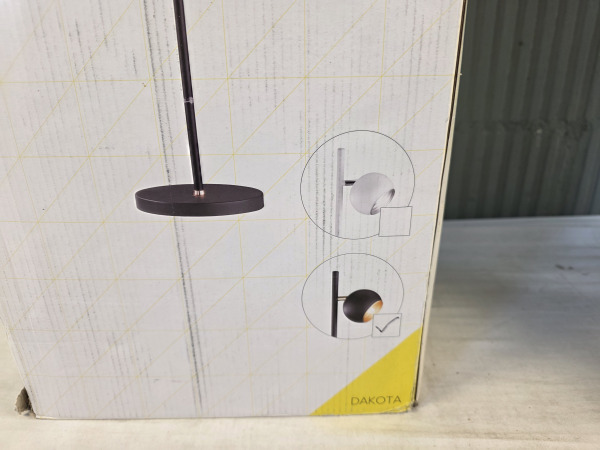 TRIO DAKOTA - Vloerlamp - Zwart mat – foto 3 – kavel bij XL Auctions