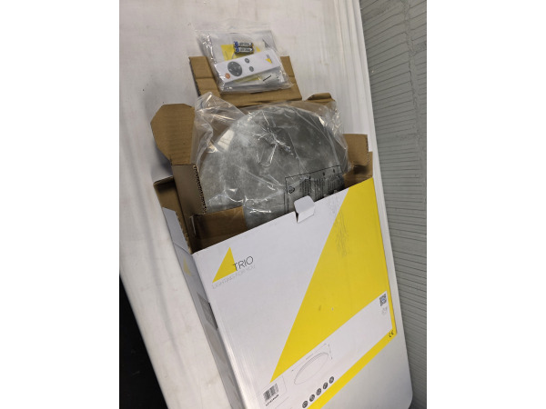 Trio plafondlamp Lunar 40cm – foto 2 – kavel bij XL Auctions
