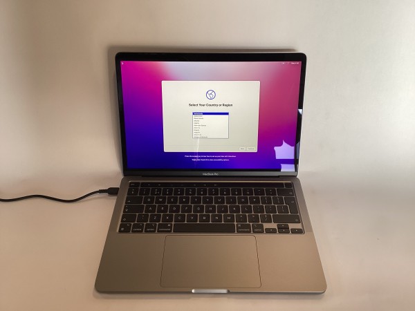 Apple MacBook Pro 13 inch 2020