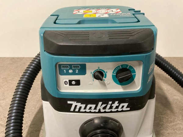 makita-dvc864l-draadloze-stofzuiger